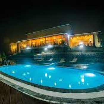 Gorilla Heights Lodge