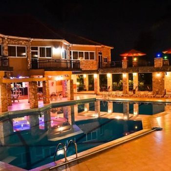 Wash and Wills Hotel