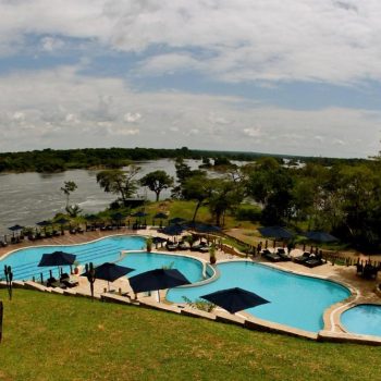 chobe safaris lodge