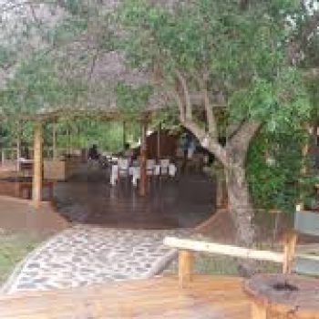 kabalega Wilderness Lodge