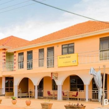 strikers hotel